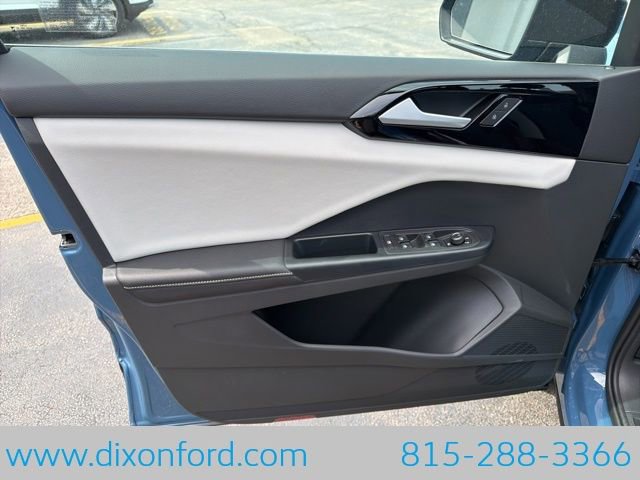 New 2026 Volkswagen Taos S image 22