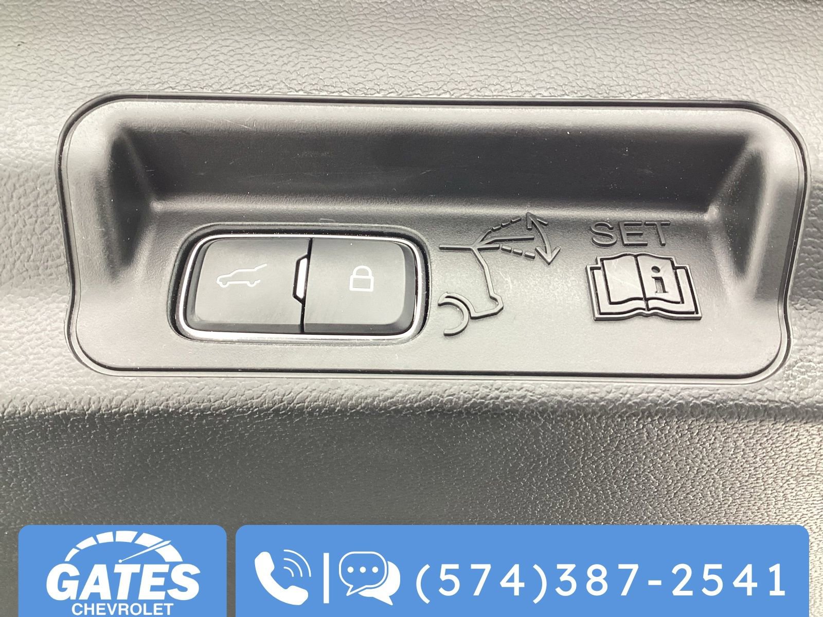 Used 2023 Ford Explorer Limited image 13