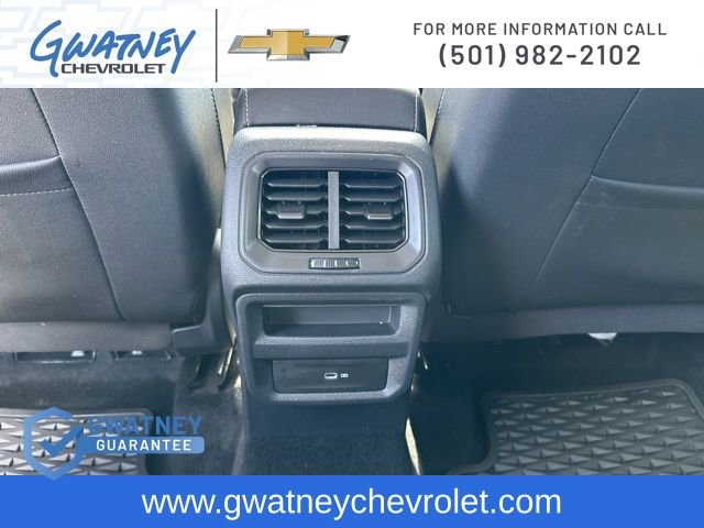 Used 2023 Volkswagen Taos SE image 19