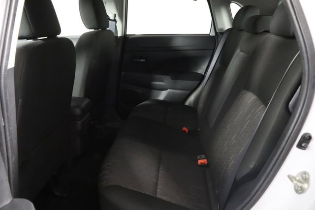 Used 2023 Mitsubishi Outlander Sport ES AWD/4WD image 15