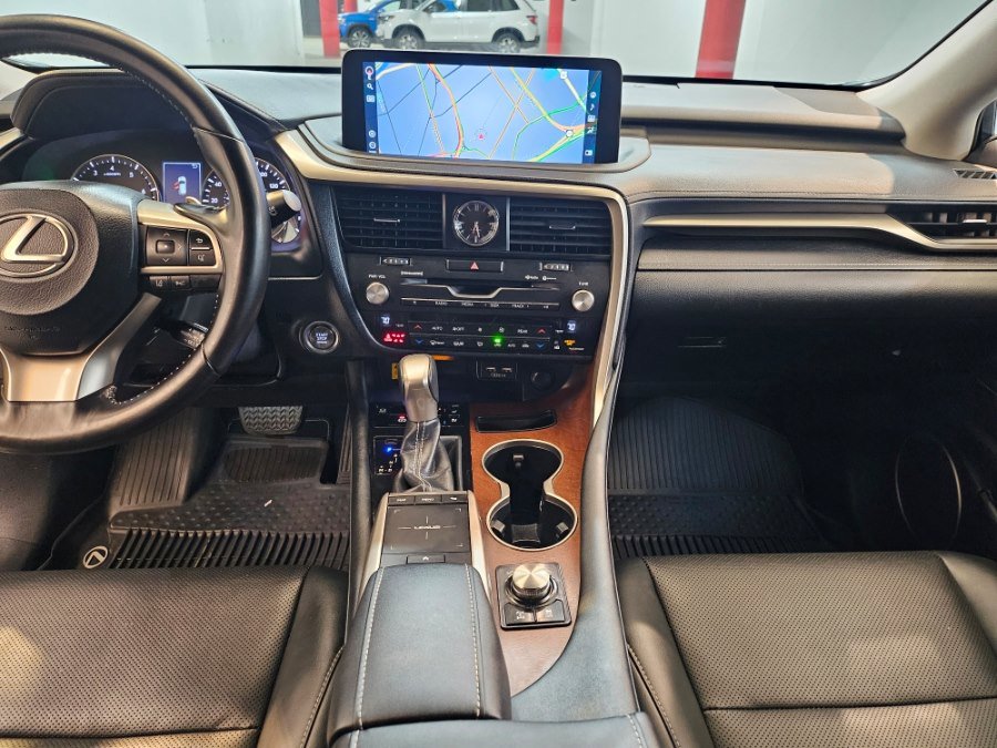 Used 2022 Lexus RX 350L Premium w/ Premium Package AWD/4WD image 26