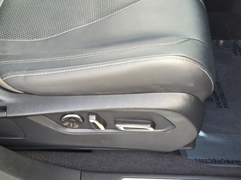 Certified 2023 Acura RDX w/ Technology Package image 8