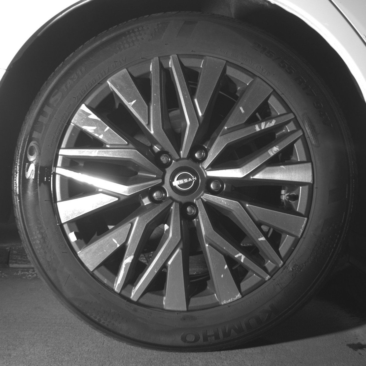 Used 2025 Nissan Altima 2.5 SV image 15