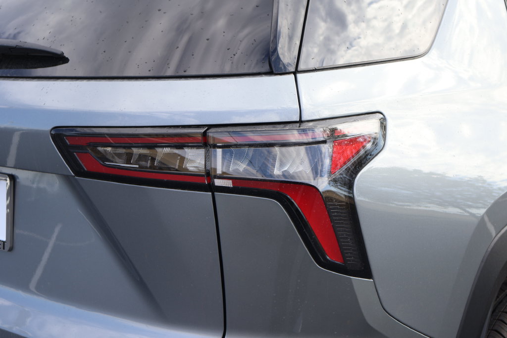 New 2027 Chevrolet Equinox RS AWD/4WD image 7