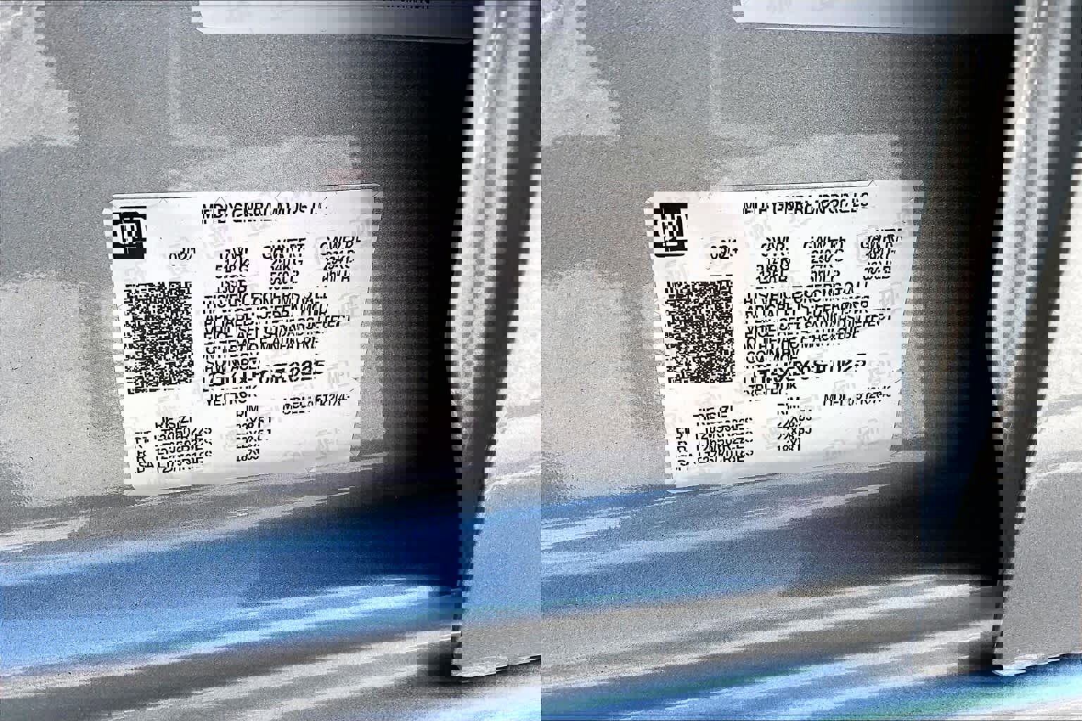 Used 2025 GMC Sierra 2500 Denali Ultimate AWD/4WD image 37