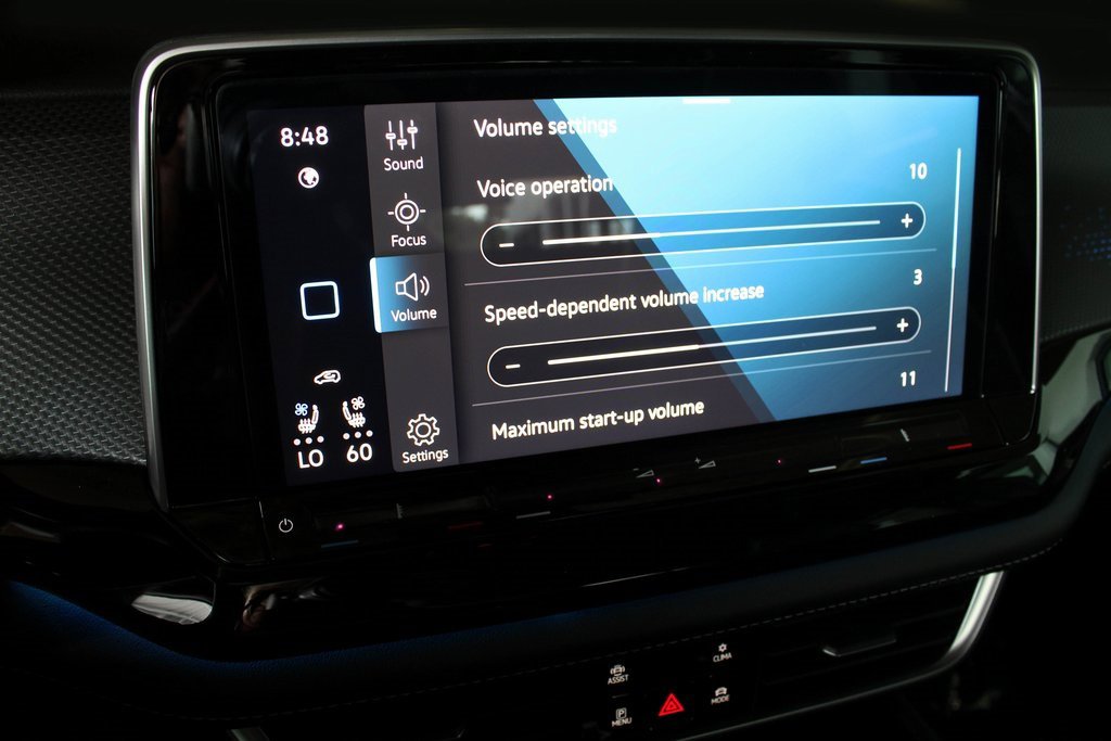 New 2025 Volkswagen Atlas Cross Sport SEL Premium R-Line image 34