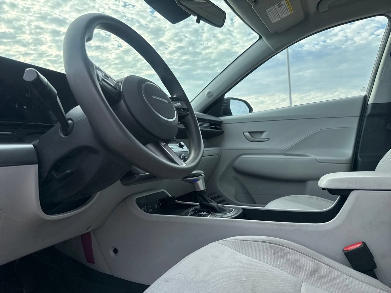 Used 2026 Hyundai Kona SE FWD image 34