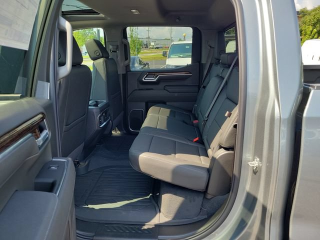 New 2026 GMC Sierra 1500 Elevation w/ Elevation Premium Package AWD/4WD image 11