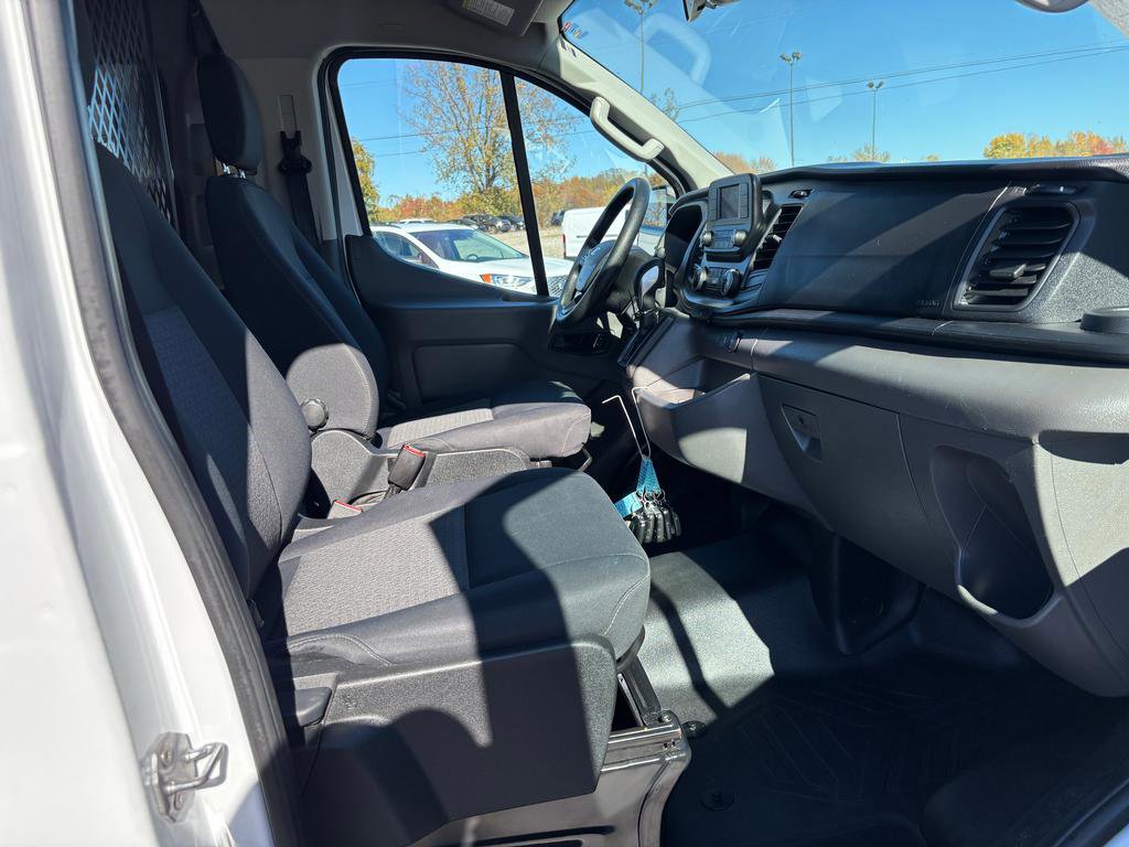 Used 2024 Ford Transit 250 Low Roof w/ Exterior Upgrade Package image 13