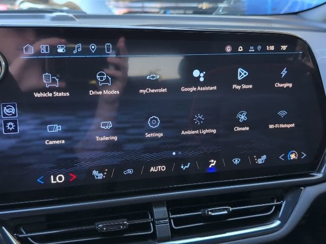 New 2026 Chevrolet Equinox EV RS FWD image 22