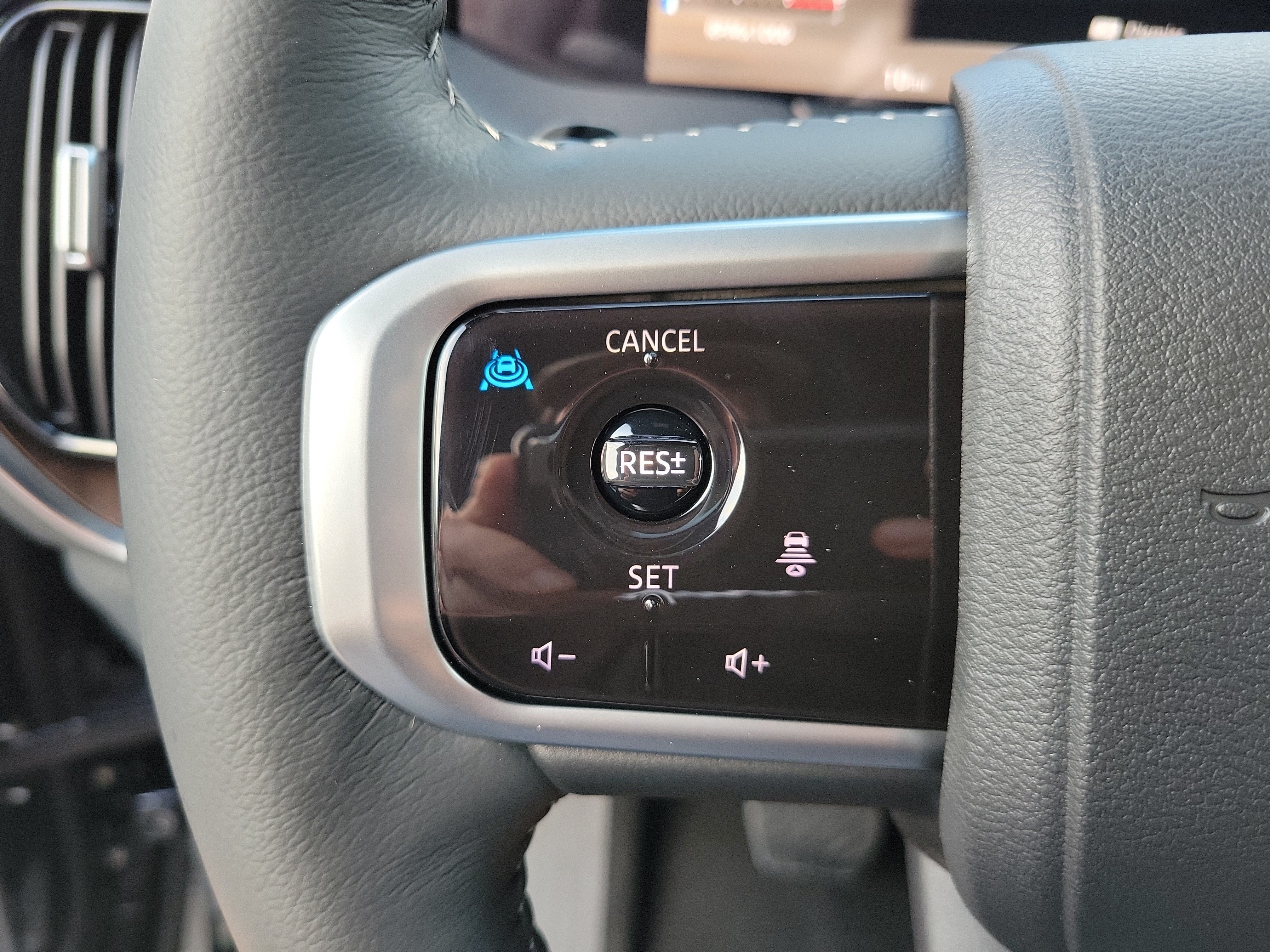 New 2026 Nissan Armada SL w/ Captain's Chari Seat Package AWD/4WD image 20