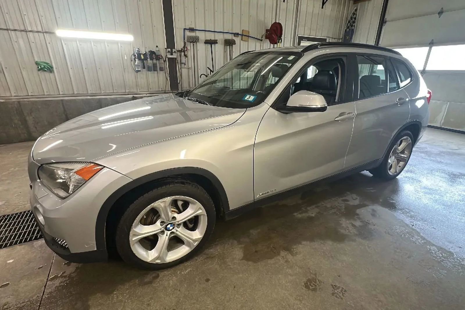 Used 2014 BMW X1 xDrive35i image 2