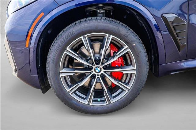 New 2026 BMW X5 xDrive40i w/ M Sport Package AWD/4WD image 9