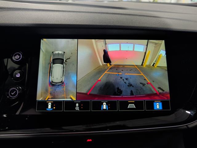 Used 2023 Buick Envision Avenir image 11