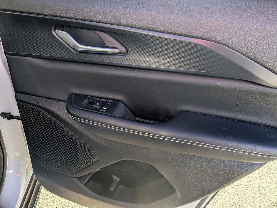 Used 2023 Jeep Grand Cherokee Altitude image 26