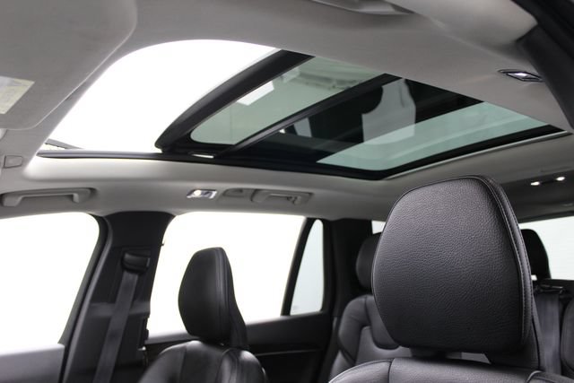 Used 2019 Volvo XC90 T6 Momentum w/ Advanced Package AWD/4WD image 27