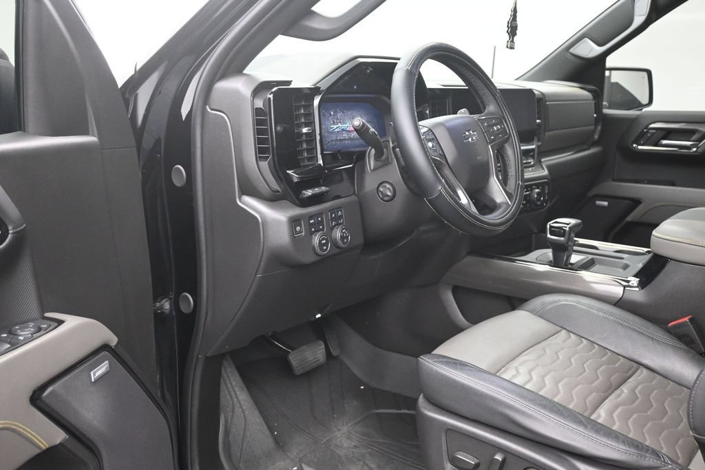 Used 2024 Chevrolet Silverado 1500 ZR2 w/ Technology Package AWD/4WD image 11