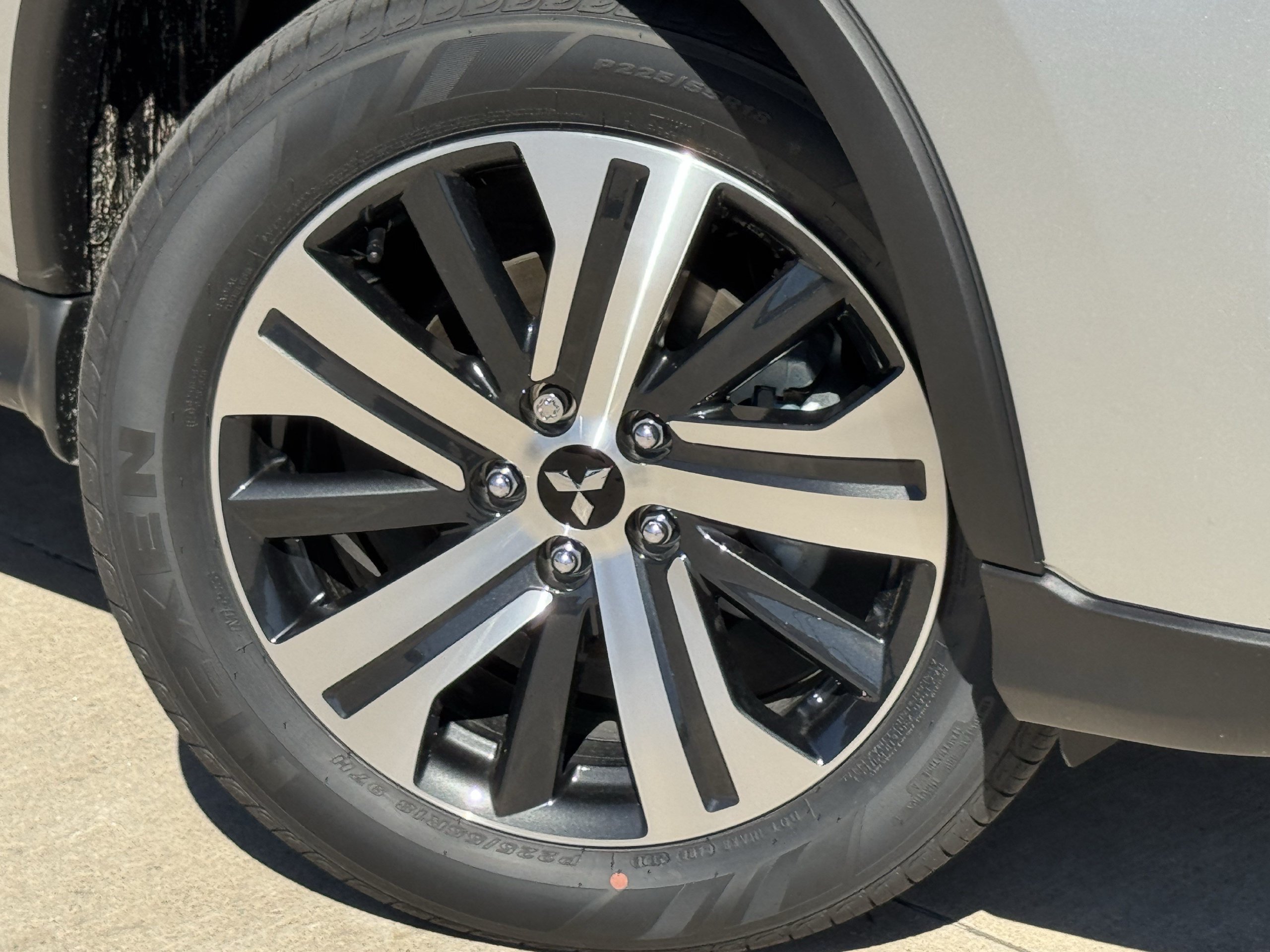 New 2027 Mitsubishi Outlander Sport ES FWD image 23