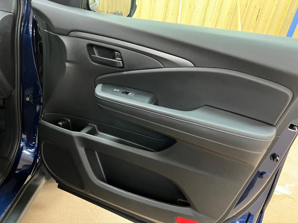Certified 2023 Honda Passport EX-L image 31