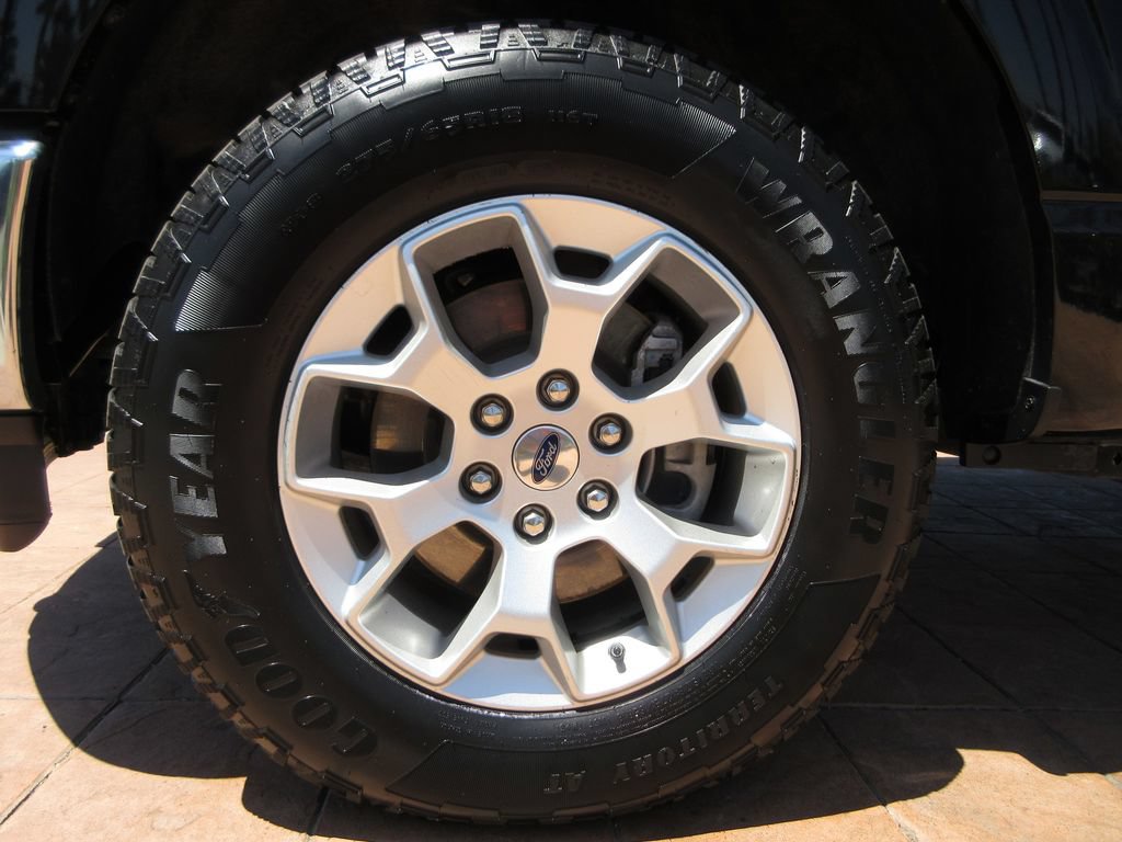 Certified 2023 Ford F150 XLT AWD/4WD image 9