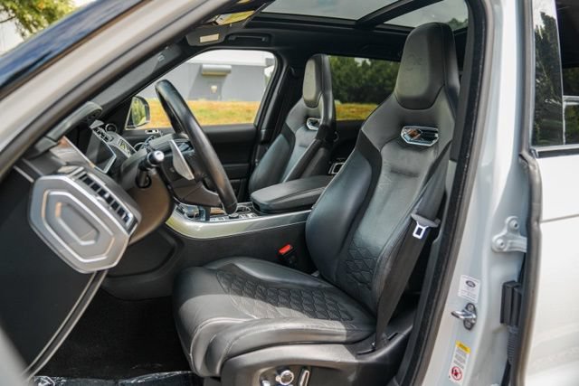 Used 2019 Land Rover Range Rover Sport SVR AWD/4WD image 34