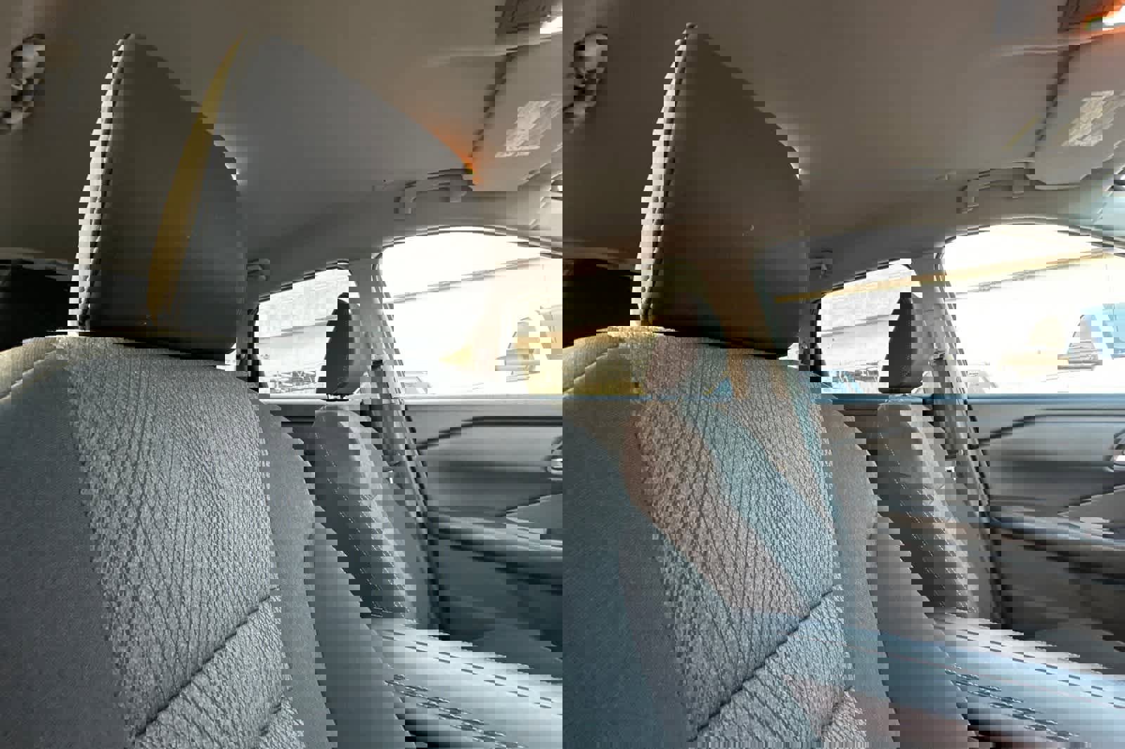 Used 2024 Nissan Rogue SV image 19