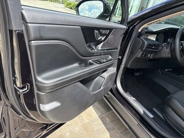 New 2025 Lincoln Corsair Grand Touring w/ Equipment Group 301A image 9