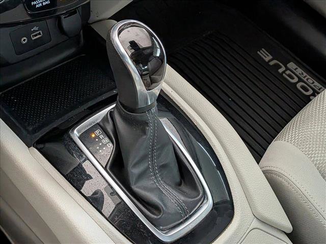 Used 2020 Nissan Rogue Sport SV image 12