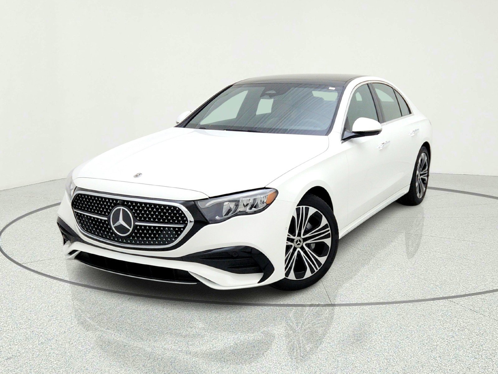 New 2026 Mercedes-Benz E 350 Sedan image 2