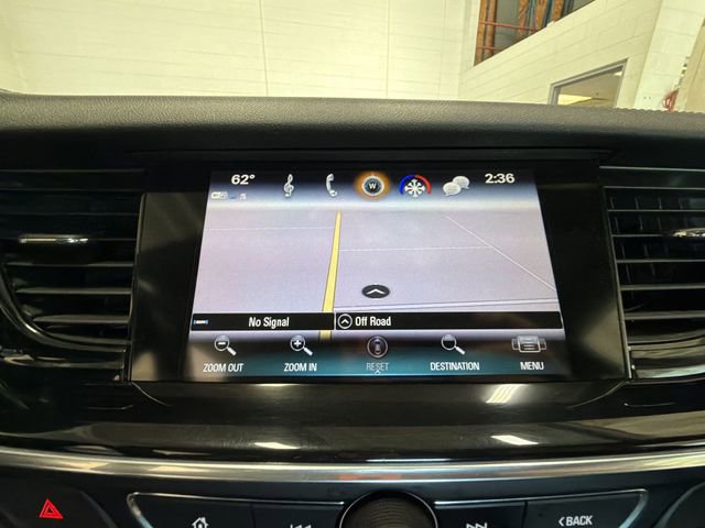 Used 2018 Buick Regal Essence w/ Driver Confidence Package #1 image 18