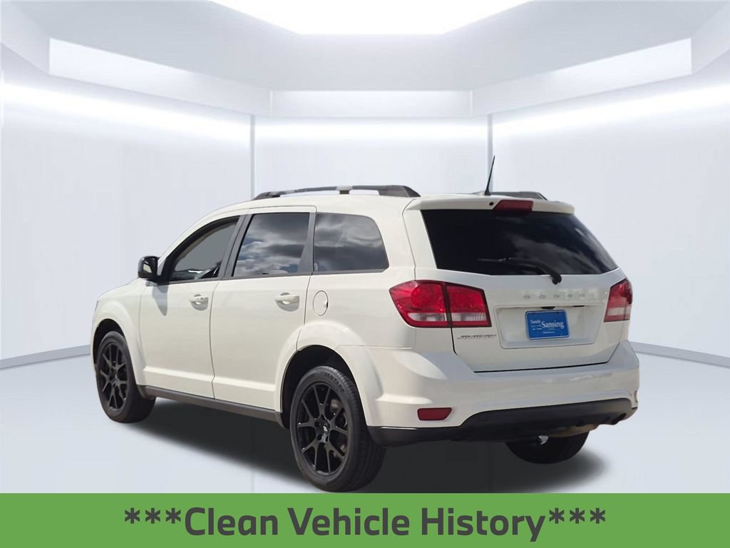 Used 2019 Dodge Journey SE w/ Connectivity Group FWD image 4