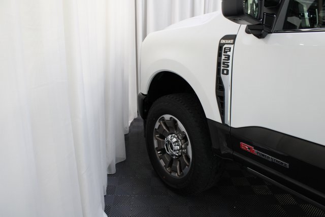 New 2025 Ford F350 King Ranch w/ FX4 Off-Road Package image 23