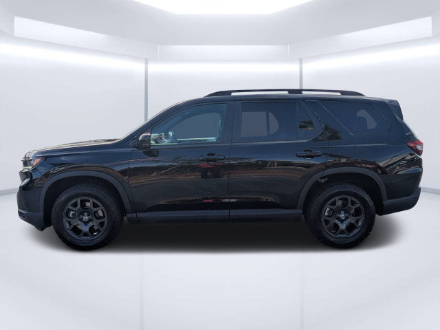 Used 2025 Honda Pilot TrailSport image 6