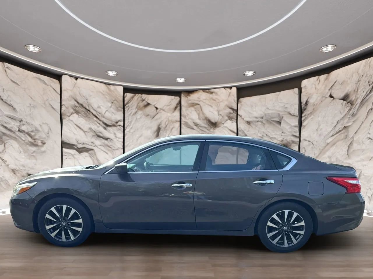 Used 2017 Nissan Altima 2.5 SV image 8