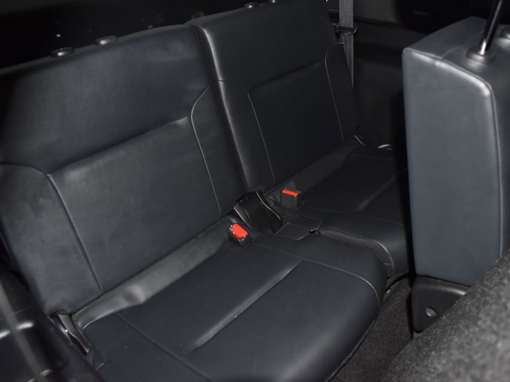 Used 2022 Mitsubishi Outlander SE image 35