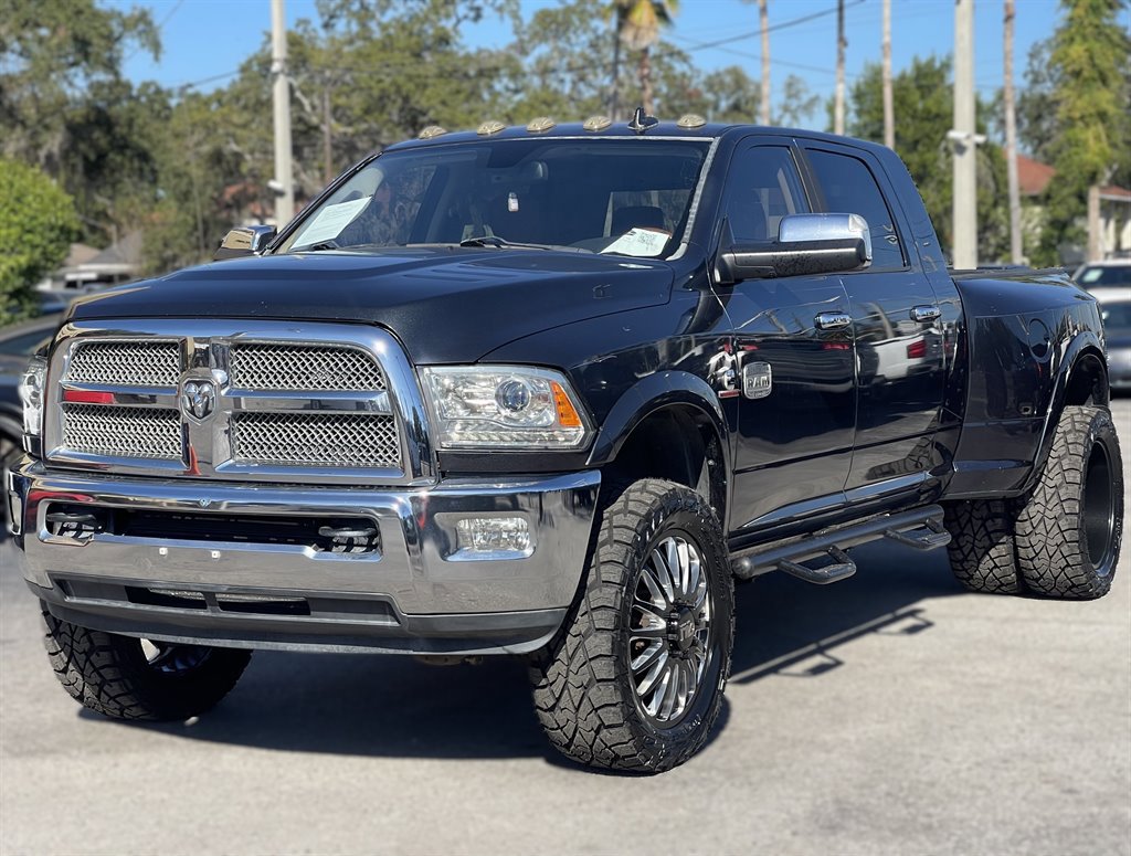 Used 2015 RAM 3500 Laramie Longhorn image 10