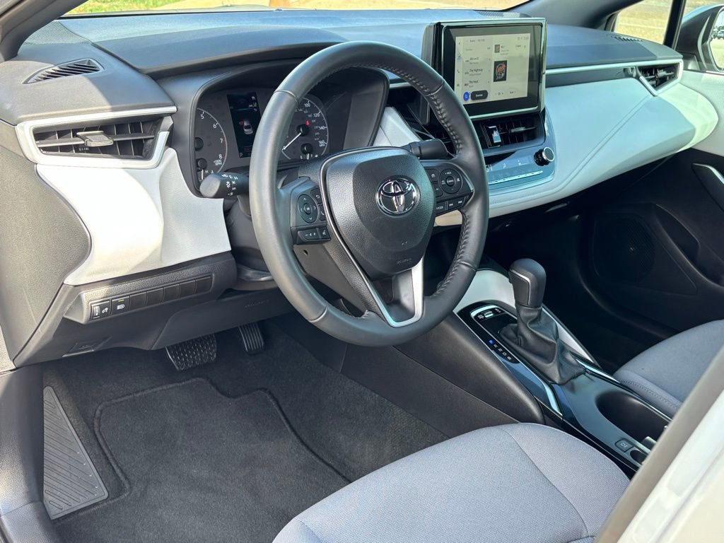 Certified 2025 Toyota Corolla SE image 10