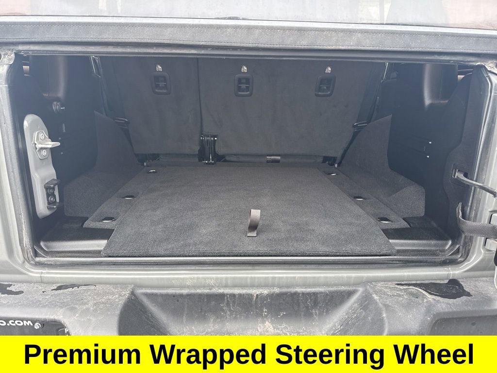 Used 2023 Jeep Wrangler Willys image 17