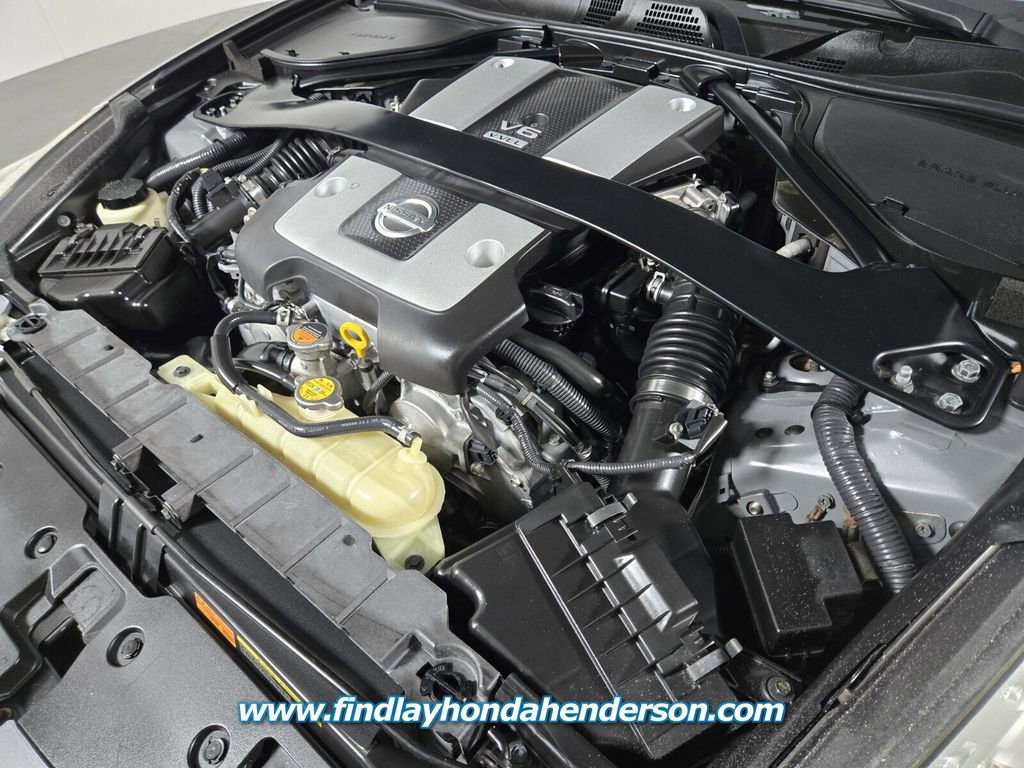 Used 2014 Nissan 370Z Touring w/ Sport Package RWD image 21