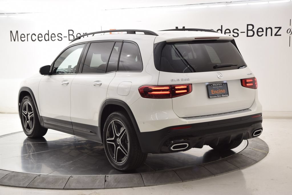 Certified 2024 Mercedes-Benz GLB 250 4MATIC w/ Pinnacle Package image 4