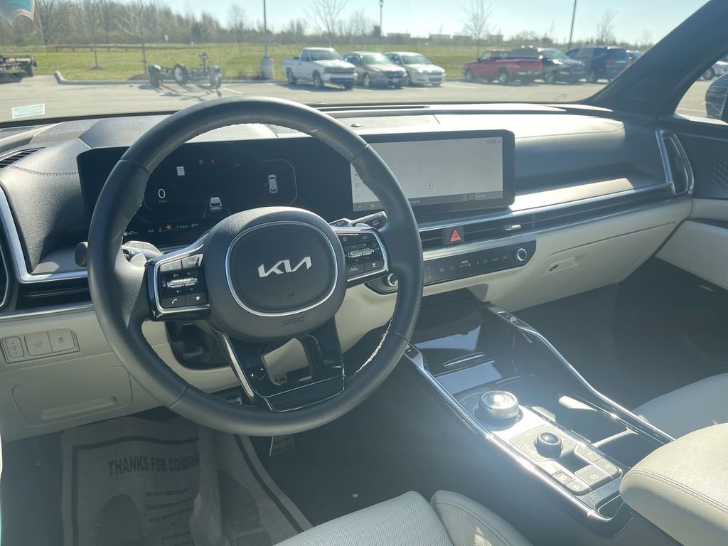 Used 2025 Kia Sorento SX Prestige image 18