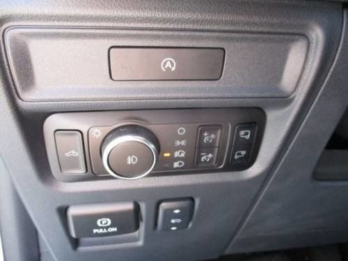 Used 2025 Ford F150 Lariat w/ Equipment Group 501A Mid image 18