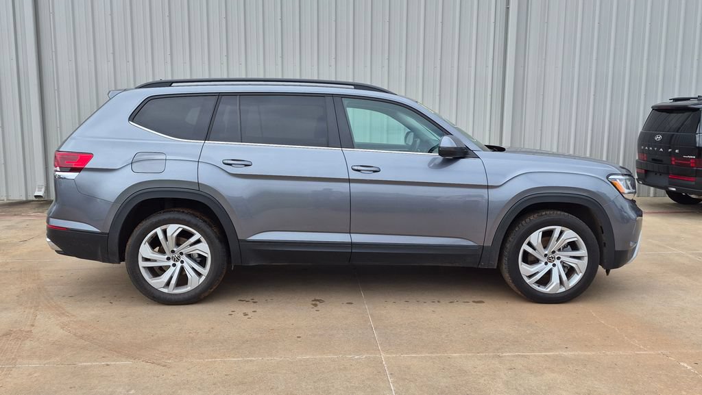 Used 2021 Volkswagen Atlas SE FWD image 2