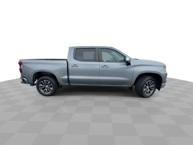 Used 2023 Chevrolet Silverado 1500 LT AWD/4WD image 9