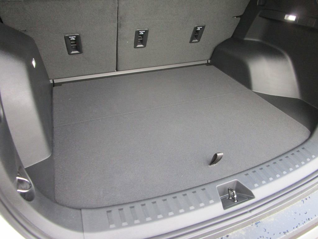 New 2026 Chevrolet Equinox LT w/ Convenience Package II image 13