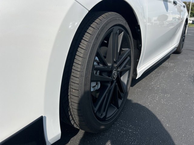 New 2026 Toyota Camry Hybrid image 10