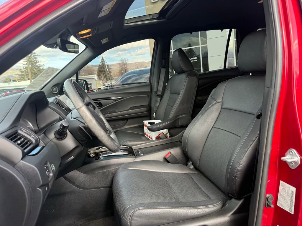 Used 2022 Honda Passport Elite image 14