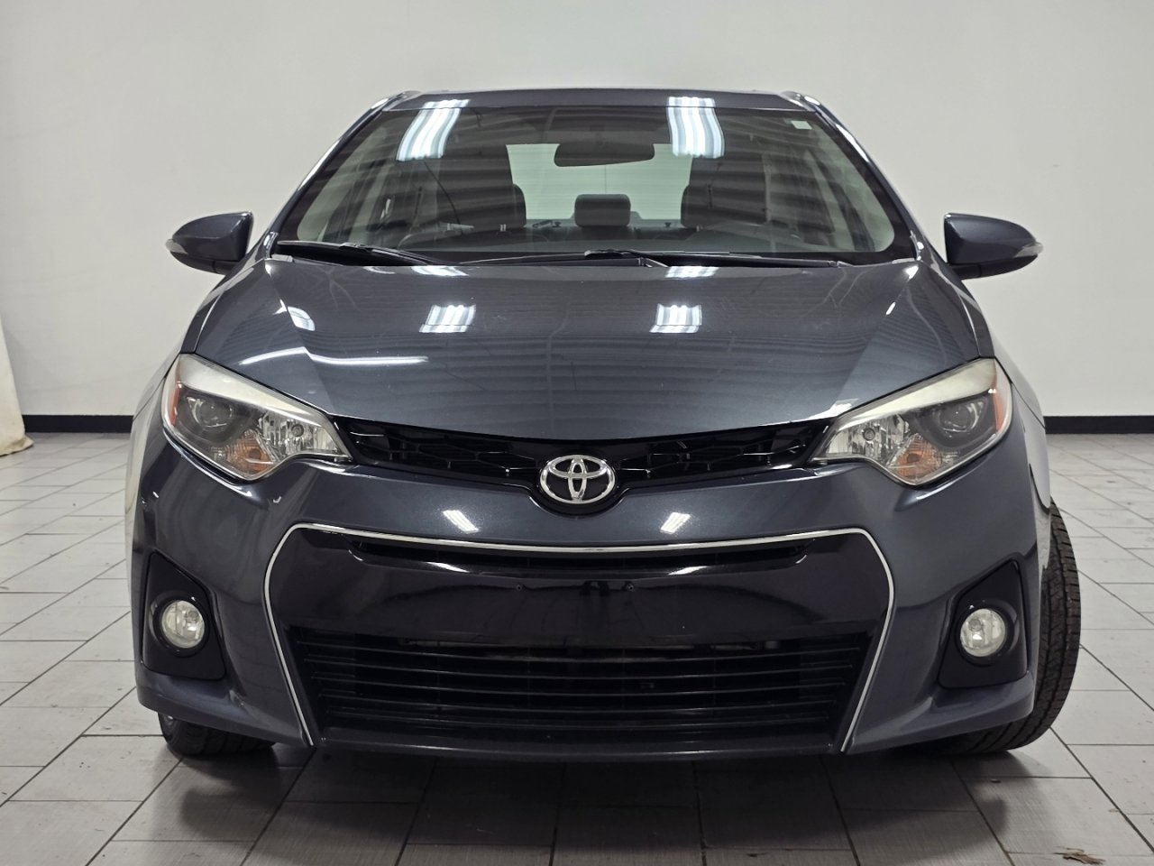 Used 2016 Toyota Corolla S Premium image 11