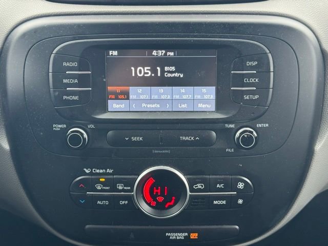 Used 2017 Kia Soul + image 18