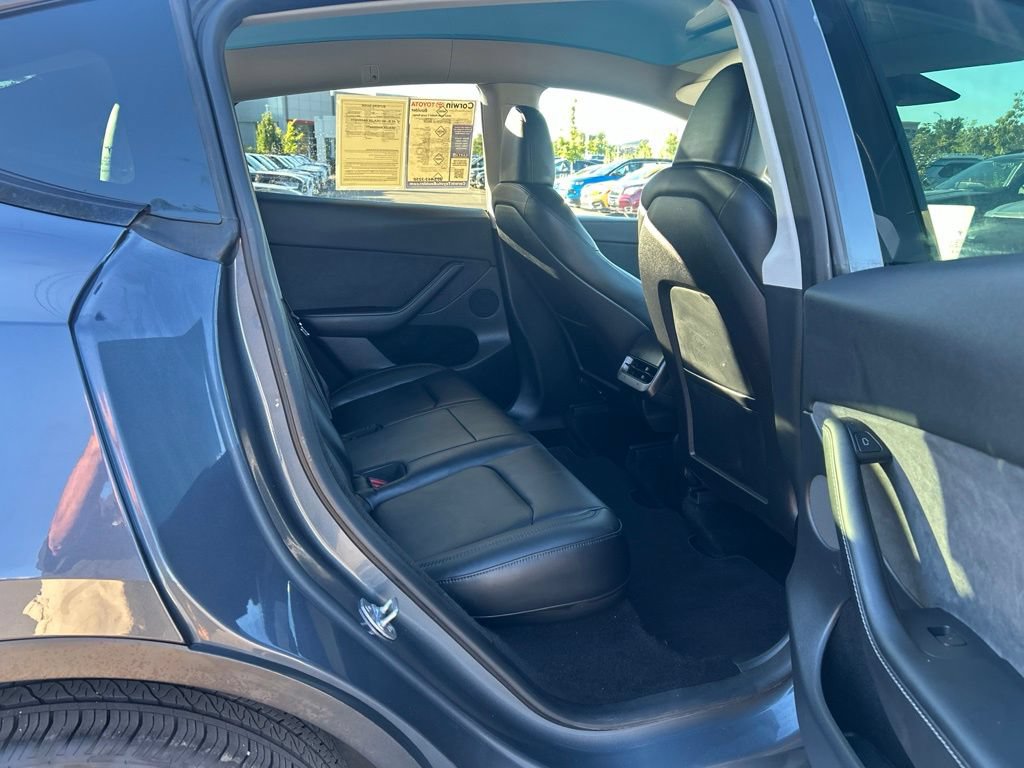 Used 2023 Tesla Model Y Long Range AWD/4WD image 16